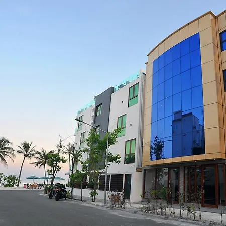 Turquoise Residence By Ui